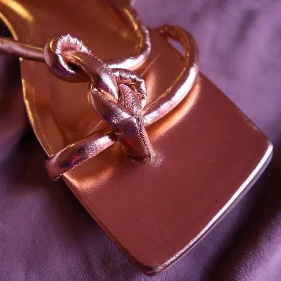 Bottega Veneta Squared Toe Strap Flat Sandal - Picture 3 of 6